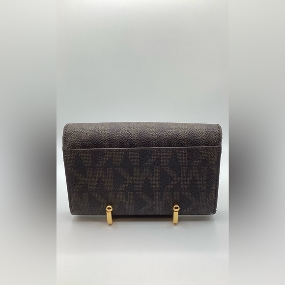 Michael Kors Wallet Converter - Picture 3 of 8